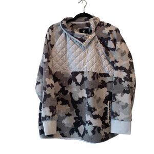 Kyodan Active Women's Camo Camouflage Hoodie Sweatshirt, size X-Large